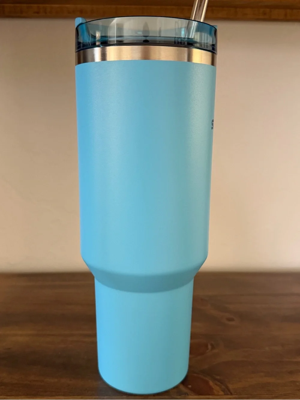 Stanley Quencher 40oz with custom dyed lid
